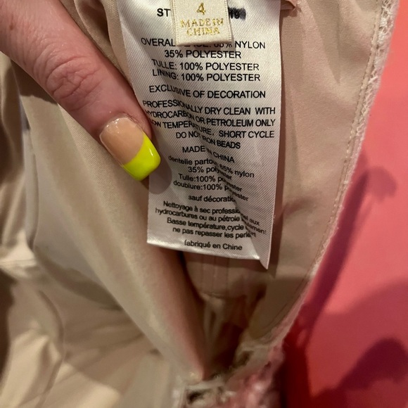 Brand new never worn David’s Bridal wedding dress - Picture 5 of 5